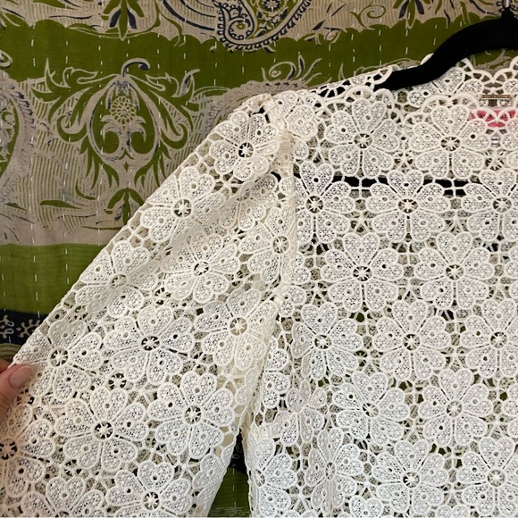NWOT Kate Spade New York Ivory Daisy Lace Blouse Size 0 - Picture 4 of 16